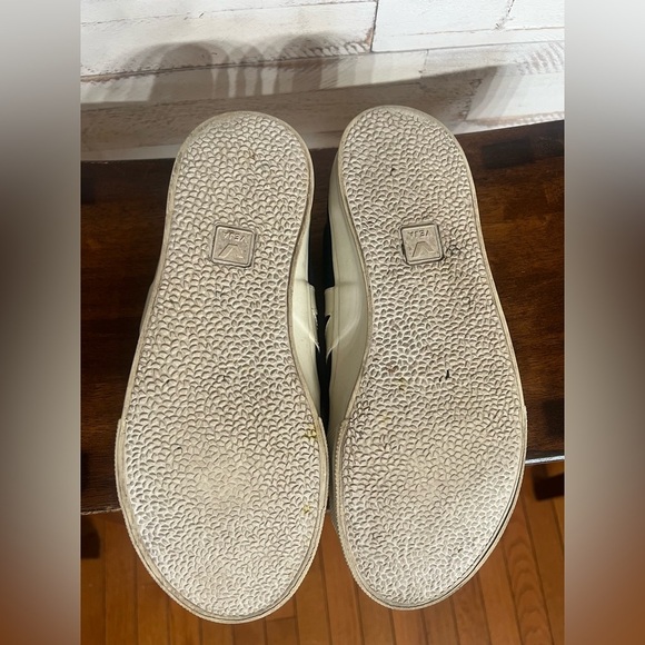 Veja Wata II Low Top Sneaker Size 9 - Picture 10 of 11